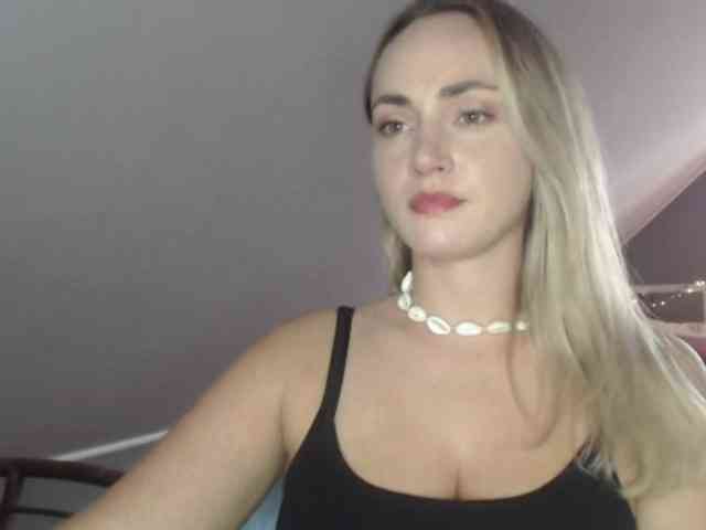 ScarlettXQueen webcam
