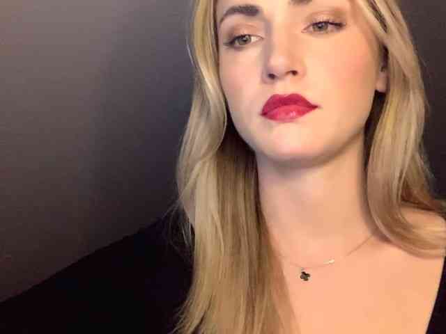 ScarlettXQueen webcam