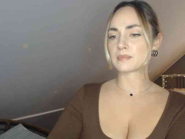 ScarlettXQueen webcam