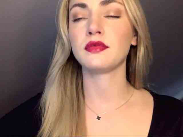 ScarlettXQueen webcam