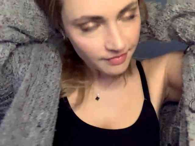 ScarlettXQueen webcam