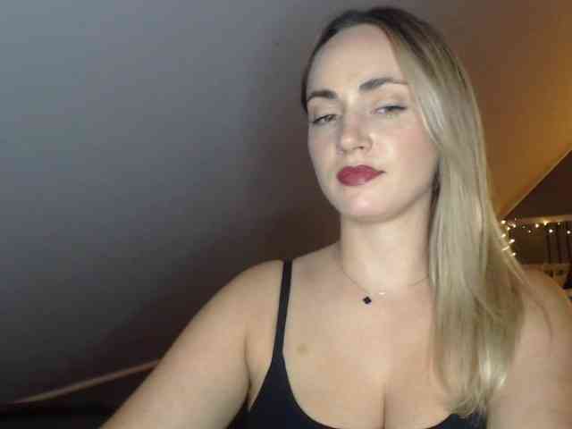 ScarlettXQueen webcam