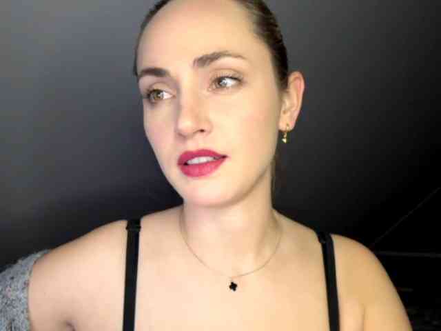 ScarlettXQueen webcam