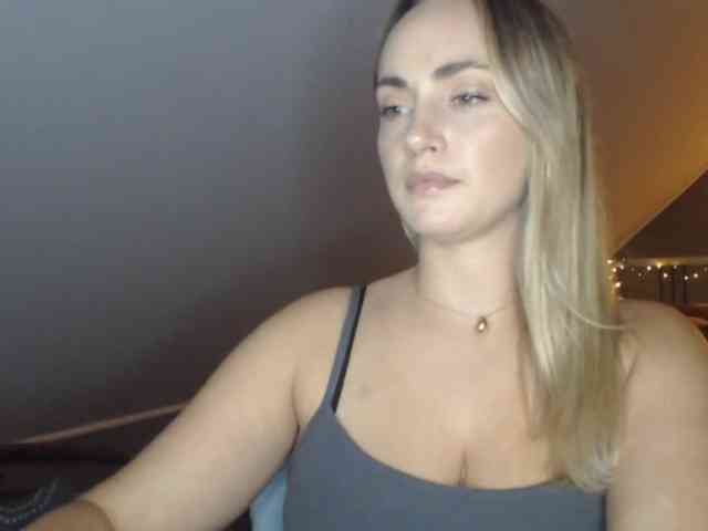 ScarlettXQueen webcam