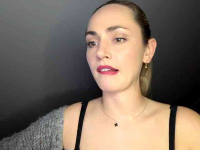 ScarlettXQueen webcam