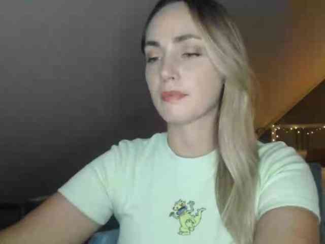 ScarlettXQueen webcam