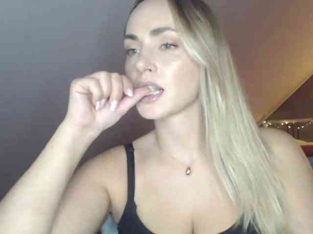 ScarlettXQueen webcam