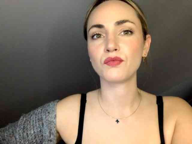 ScarlettXQueen webcam