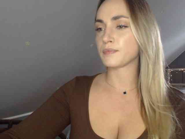 ScarlettXQueen webcam