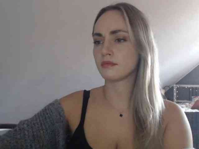 ScarlettXQueen webcam