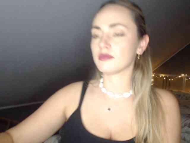 ScarlettXQueen webcam
