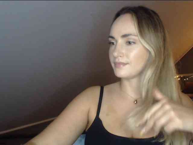 ScarlettXQueen webcam