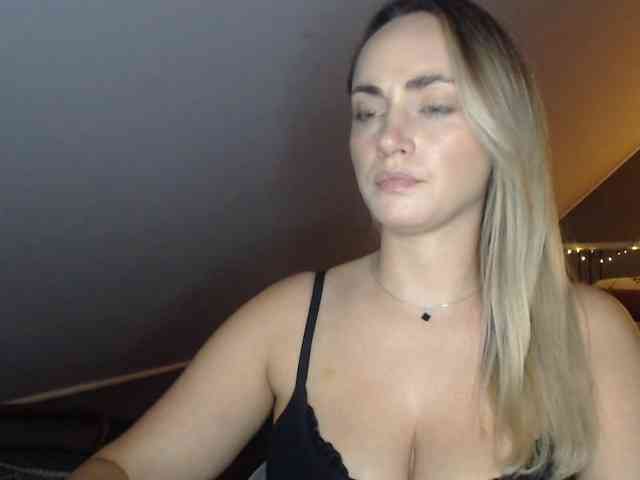 ScarlettXQueen webcam