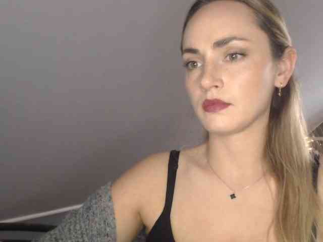 ScarlettXQueen webcam