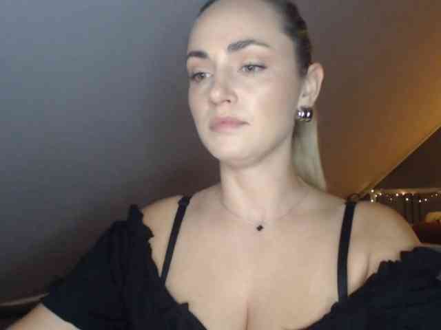 ScarlettXQueen webcam