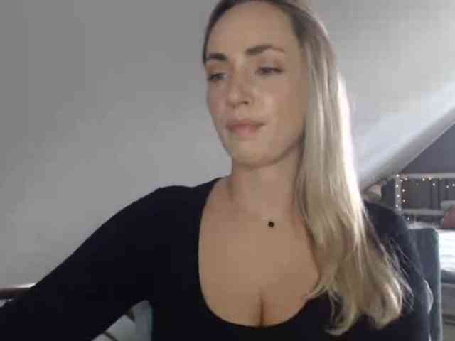 ScarlettXQueen - Girl 