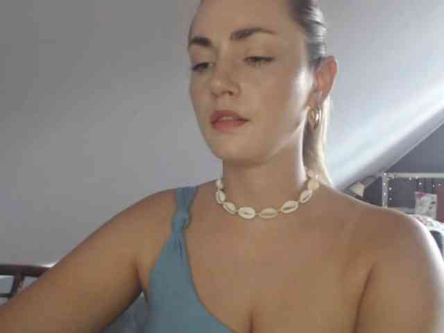 ScarlettXQueen webcam