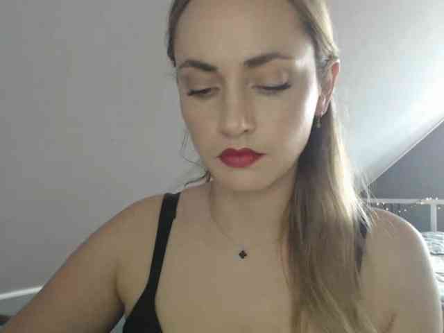 ScarlettXQueen webcam