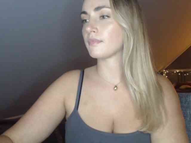 ScarlettXQueen Live Webcam on BongaCams