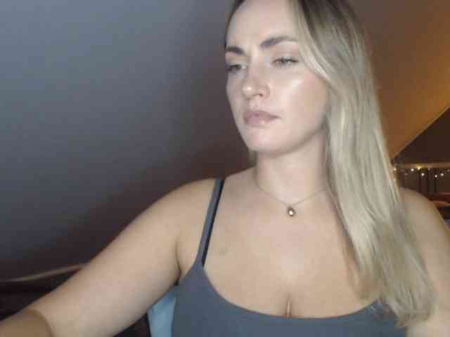 ScarlettXQueen webcam