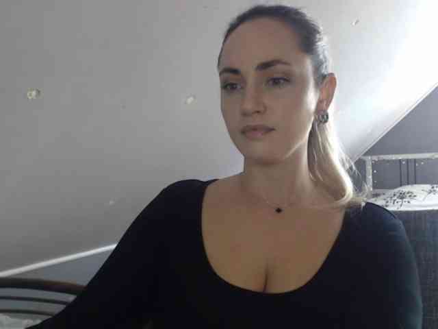 ScarlettXQueen webcam