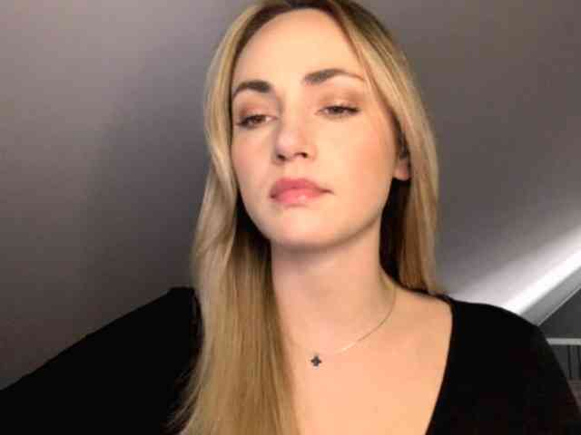 ScarlettXQueen webcam