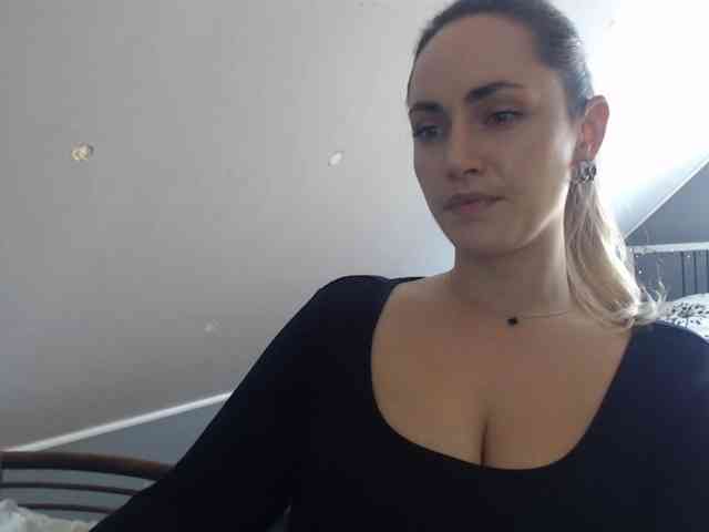 ScarlettXQueen webcam