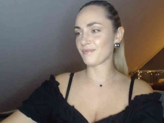 ScarlettXQueen webcam
