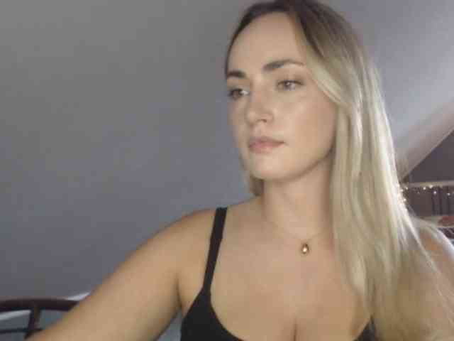 ScarlettXQueen webcam