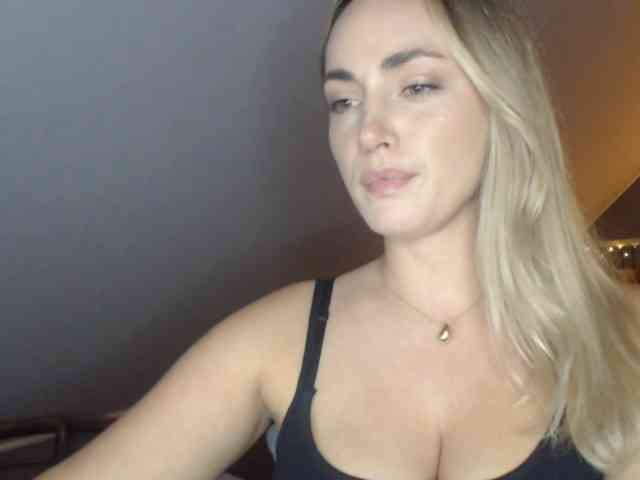 ScarlettXQueen webcam