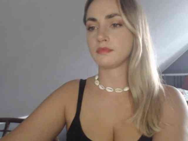 ScarlettXQueen webcam