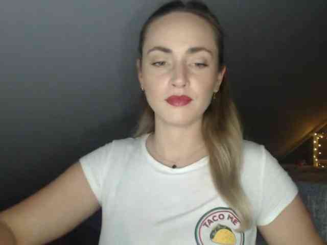 ScarlettXQueen webcam