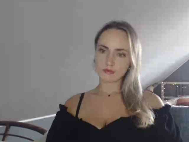 ScarlettXQueen webcam
