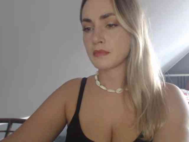 ScarlettXQueen webcam