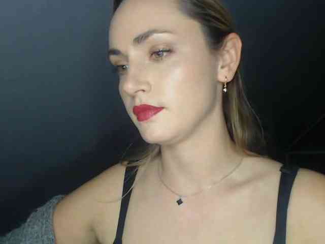 ScarlettXQueen webcam