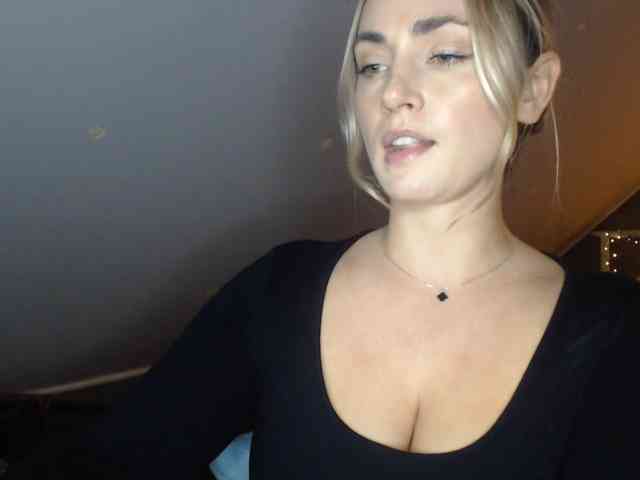 scarlettxqueen's live room