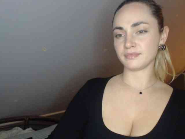 ScarlettXQueen webcam