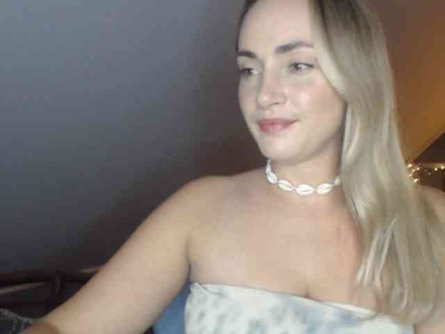 ScarlettXQueen webcam