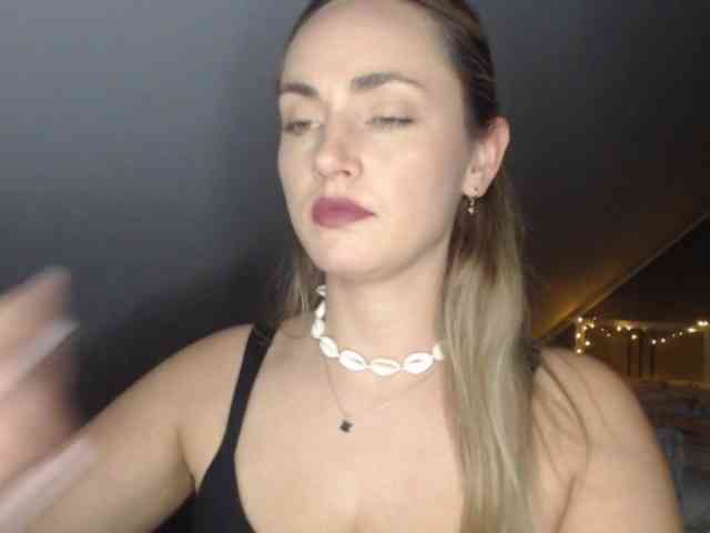 ScarlettXQueen webcam