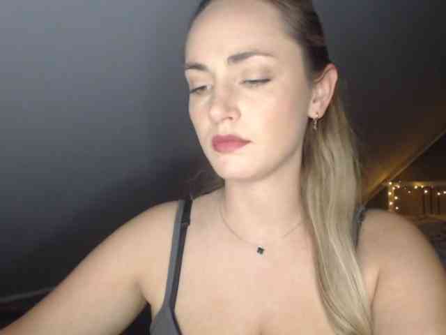 ScarlettXQueen webcam