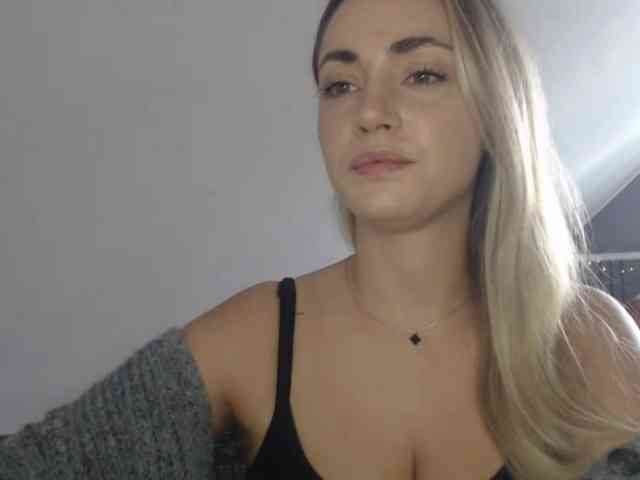 ScarlettXQueen webcam