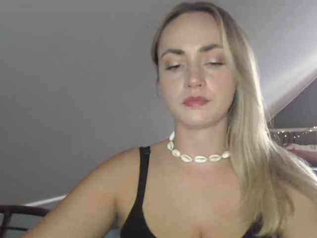 ScarlettXQueen webcam