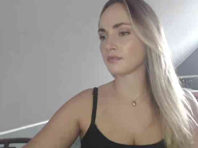 ScarlettXQueen webcam