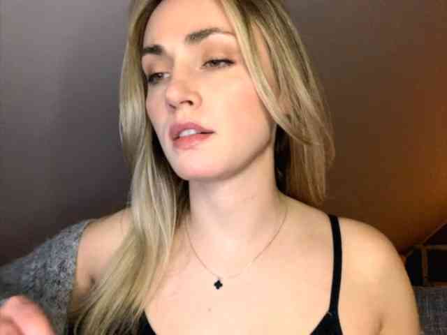 ScarlettXQueen webcam