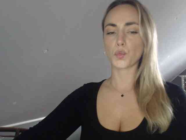 ScarlettXQueen webcam