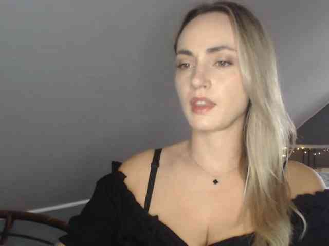 ScarlettXQueen webcam