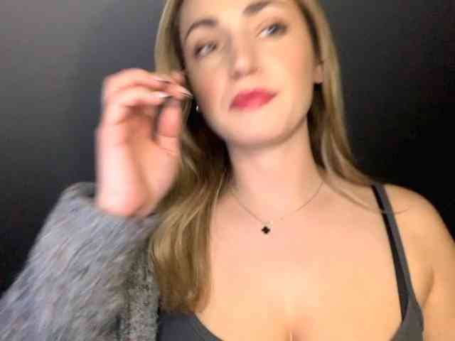 ScarlettXQueen webcam