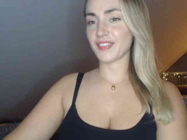ScarlettXQueen webcam