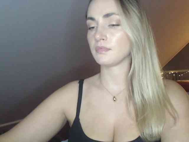 ScarlettXQueen webcam