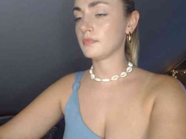 ScarlettXQueen webcam